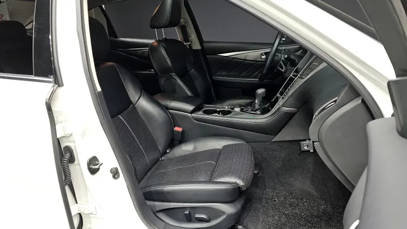 Infiniti Q50