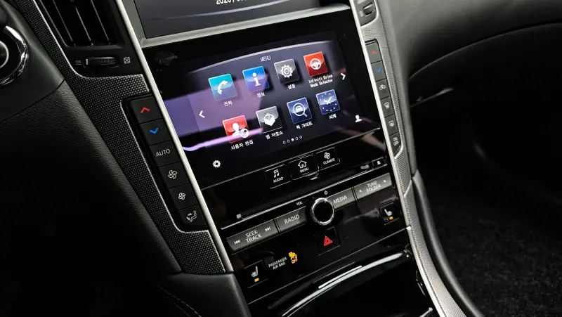 Infiniti Q50
