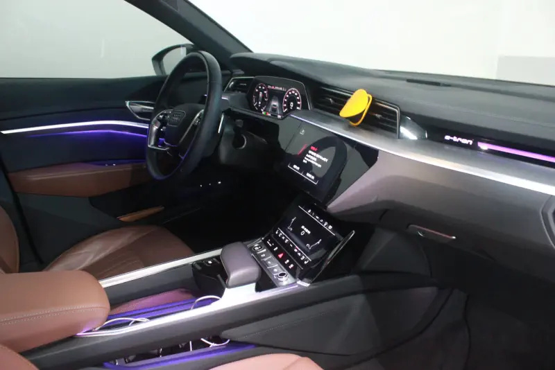 Audi Q8 e-tron