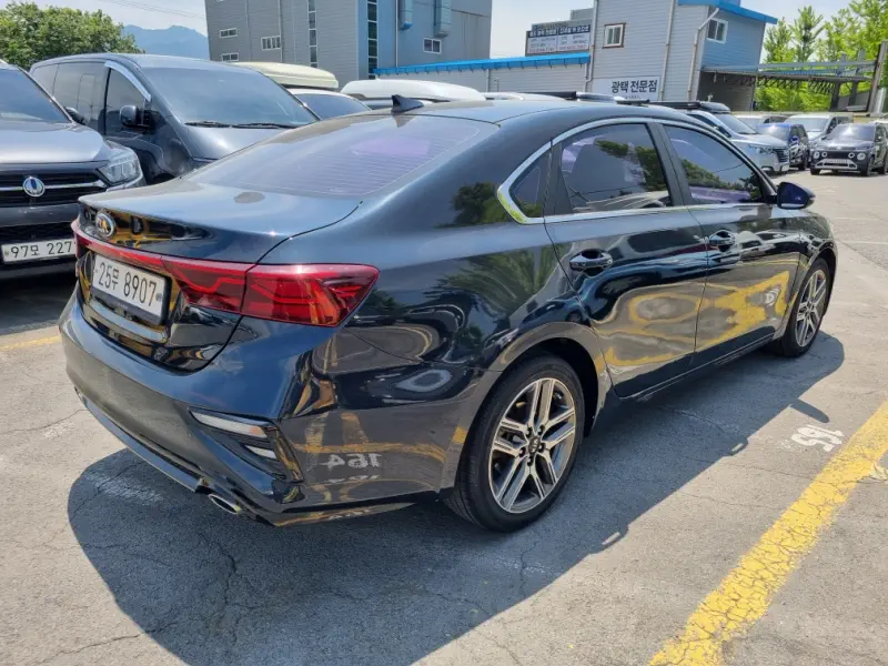 Kia K3