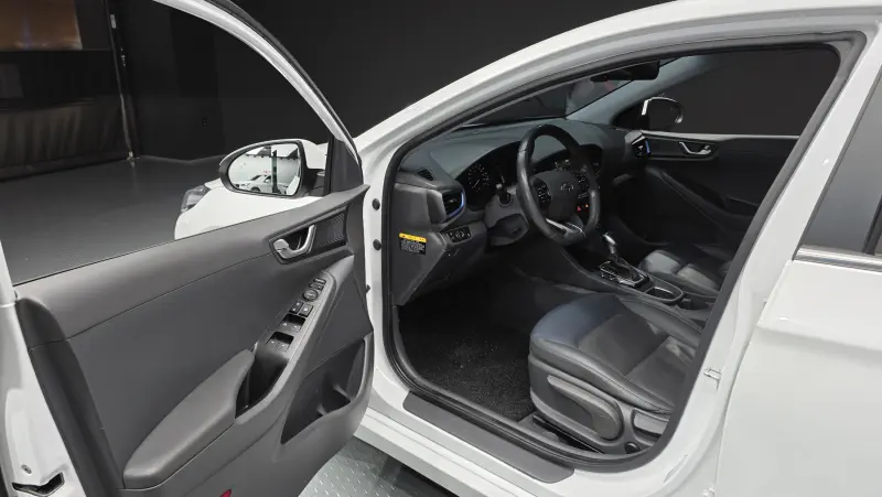 Hyundai Ioniq