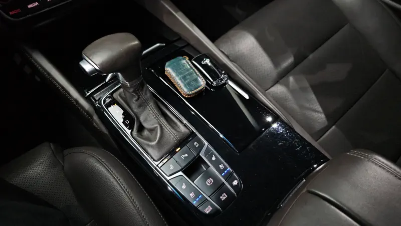 Kia K7