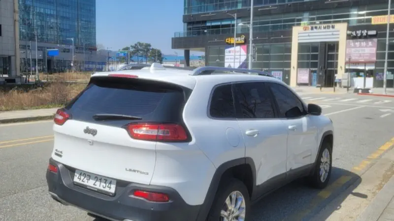 Jeep Cherokee