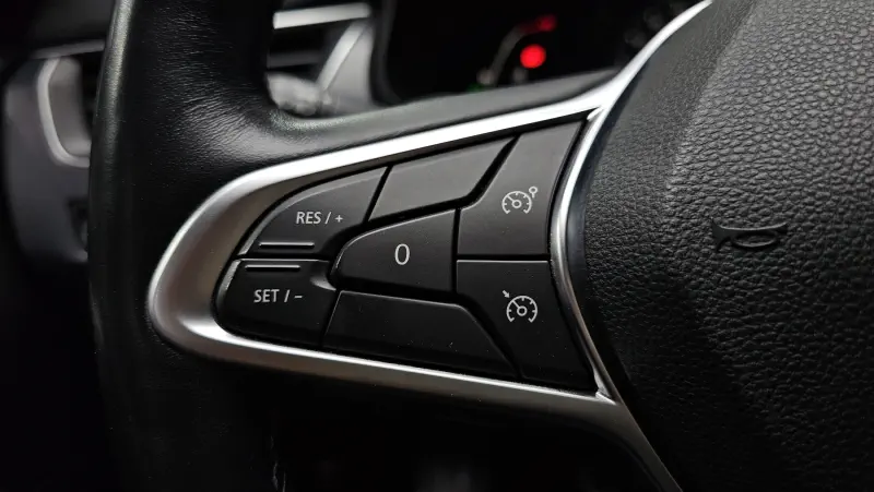 Renault XM3