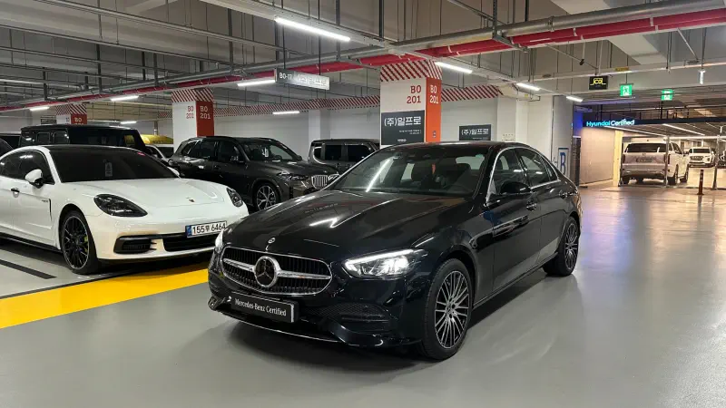 Mercedes-Benz C-Class