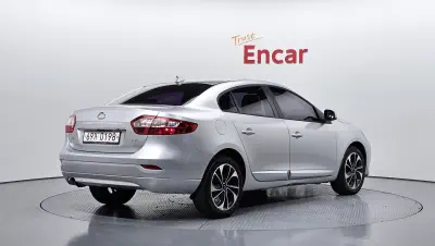 Renault SM3