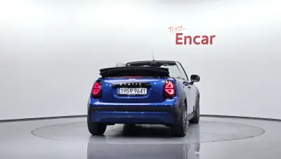 MINI Cooper Convertible