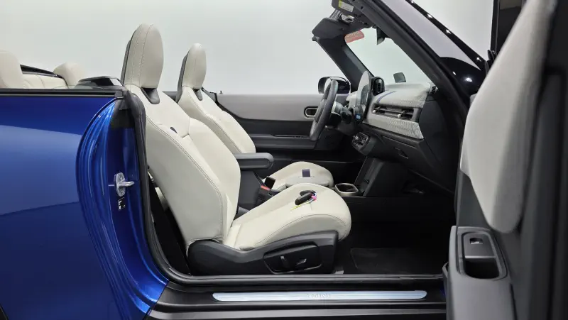 MINI Cabrio