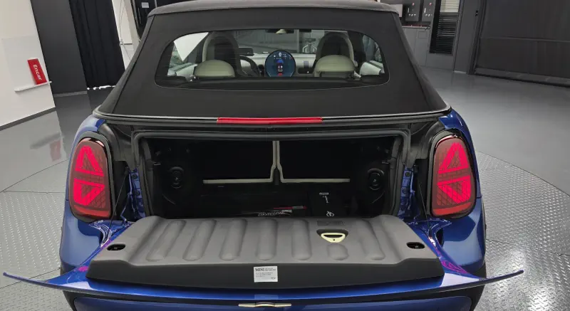 MINI Cabrio