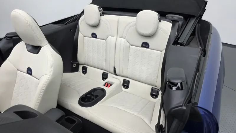 MINI Cabrio