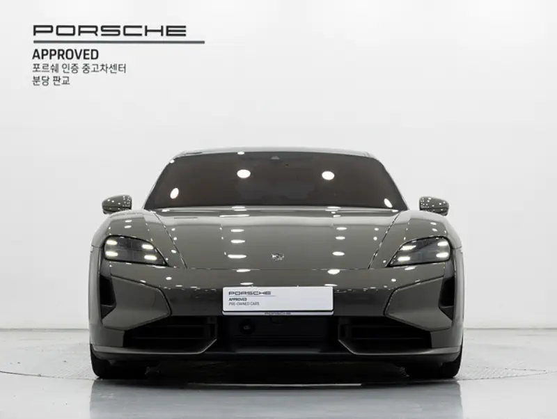 Porsche Taycan