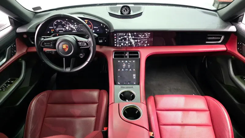 Porsche Taycan
