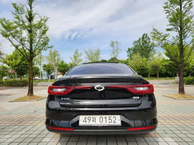 Renault SM6