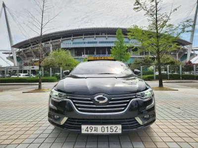 Renault SM6
