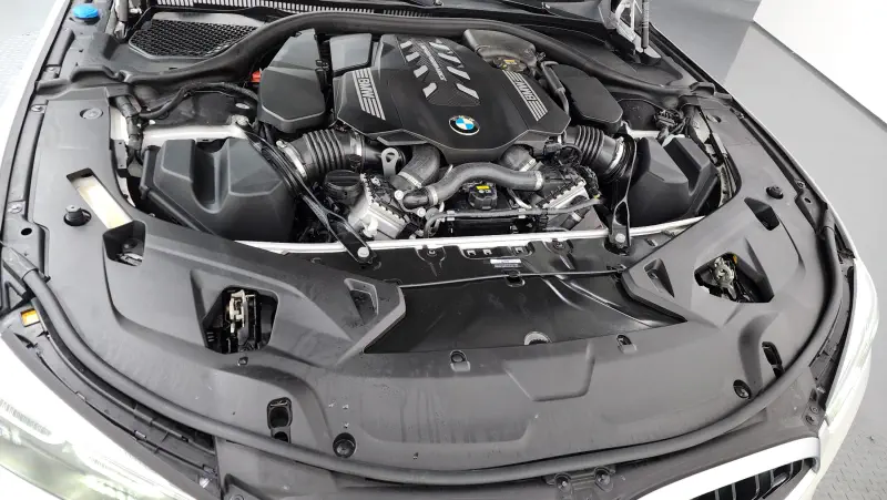 BMW 8-Series