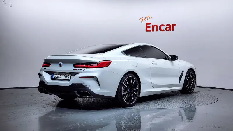 BMW 8-Series
