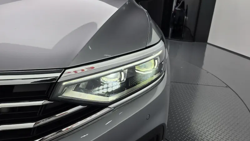 Volkswagen Passat GT