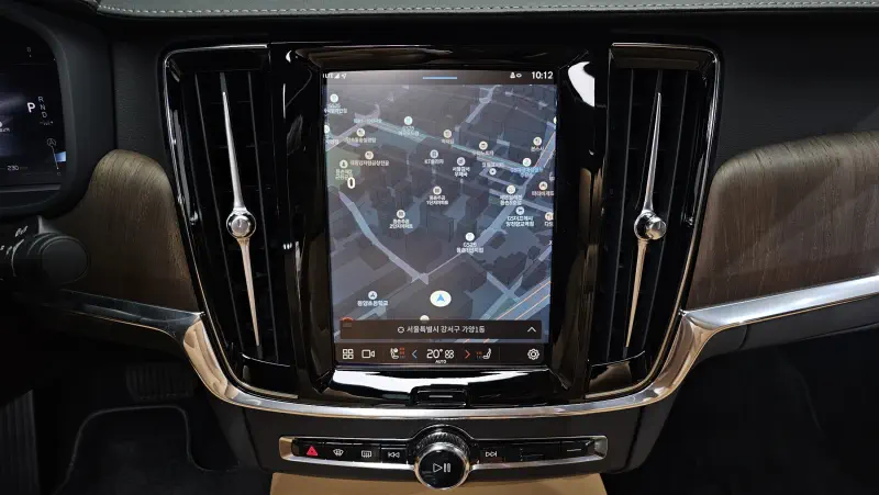 Volvo S90