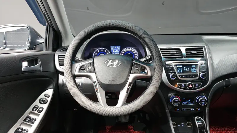 Hyundai Accent