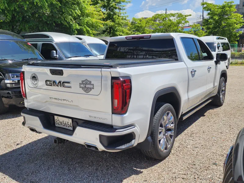 GMC SIERRA