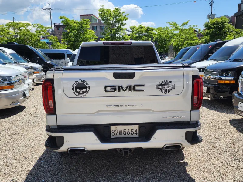 GMC SIERRA