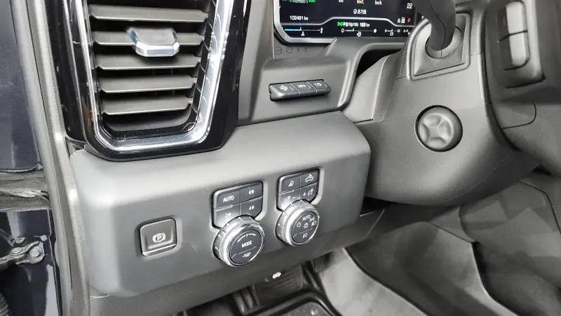 GMC SIERRA