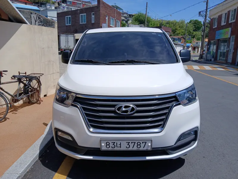 Hyundai Grand Starex