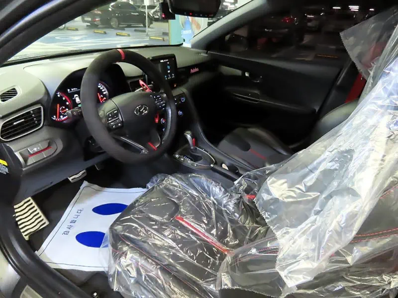 Hyundai Veloster