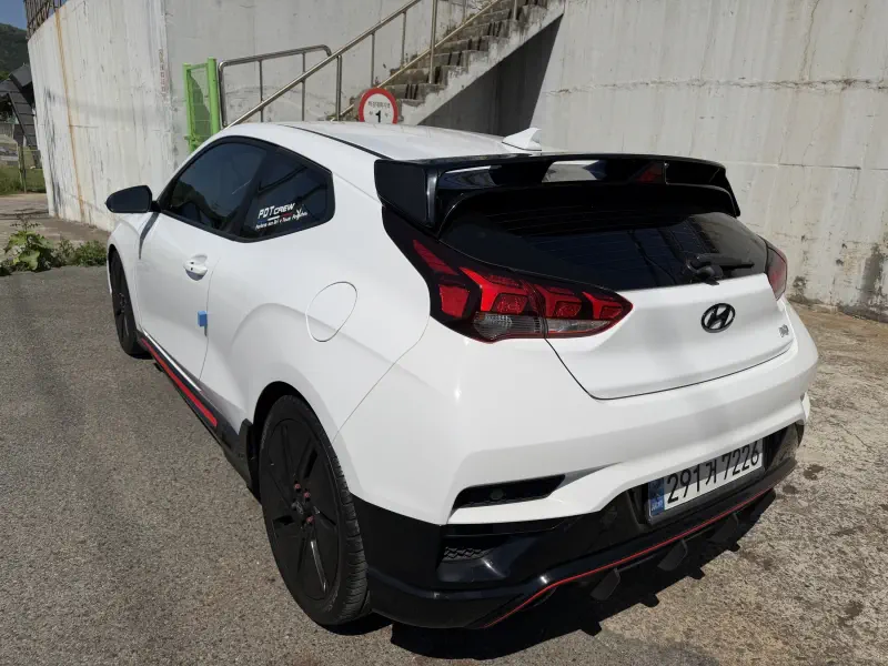 Hyundai Veloster