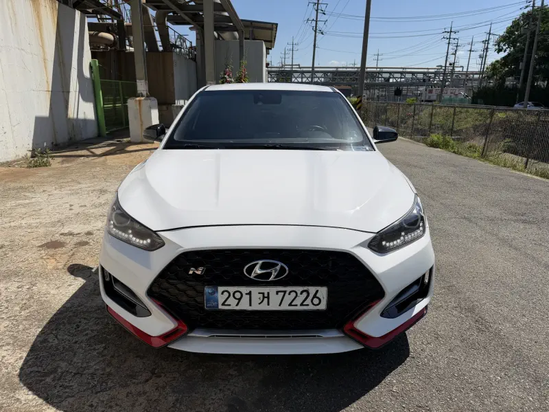 Hyundai Veloster