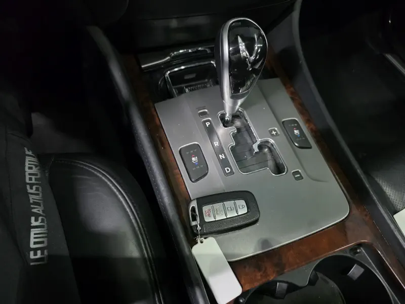 Hyundai Equus