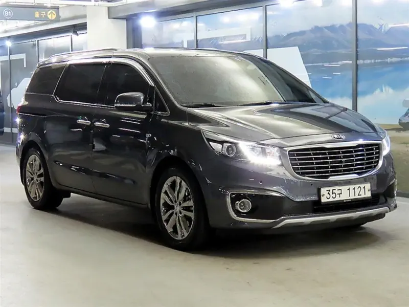 Kia Carnival
