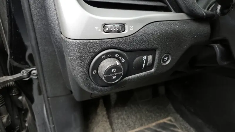 Jeep Cherokee