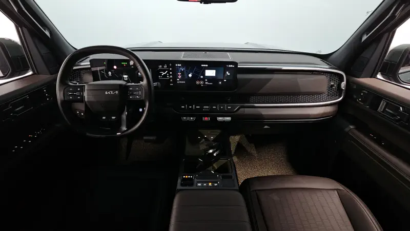 Kia Tasman