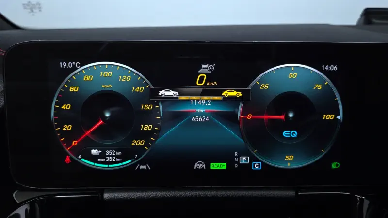 Mercedes-Benz EQA
