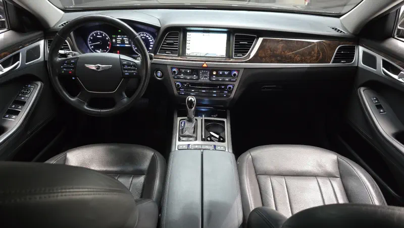 Hyundai Genesis