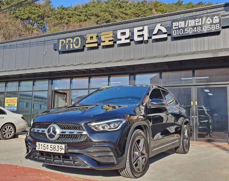Mercedes-Benz GLA-Class