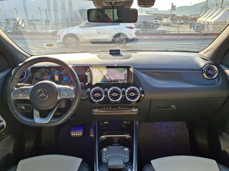 Mercedes-Benz GLA-Class