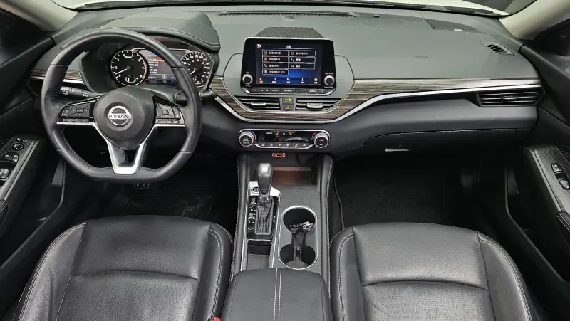 Nissan Altima