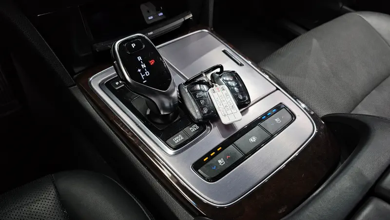 Hyundai Equus