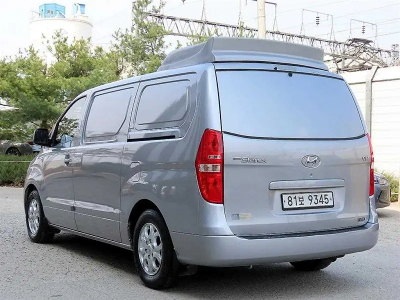Hyundai Grand Starex
