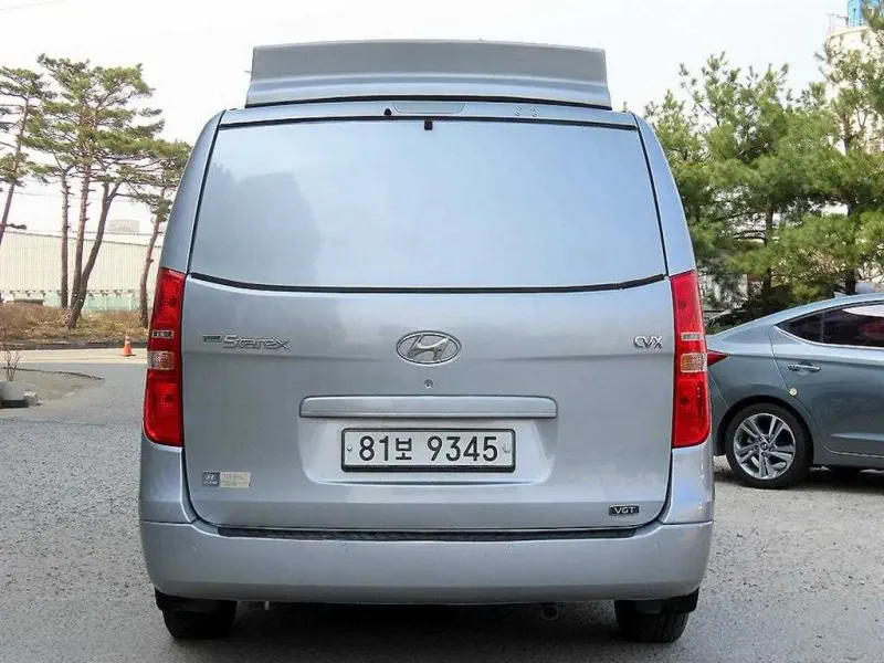 Hyundai Grand Starex