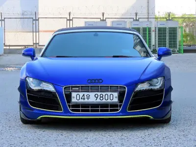 Audi R8
