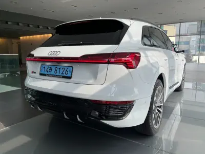 Audi Q8 e-tron