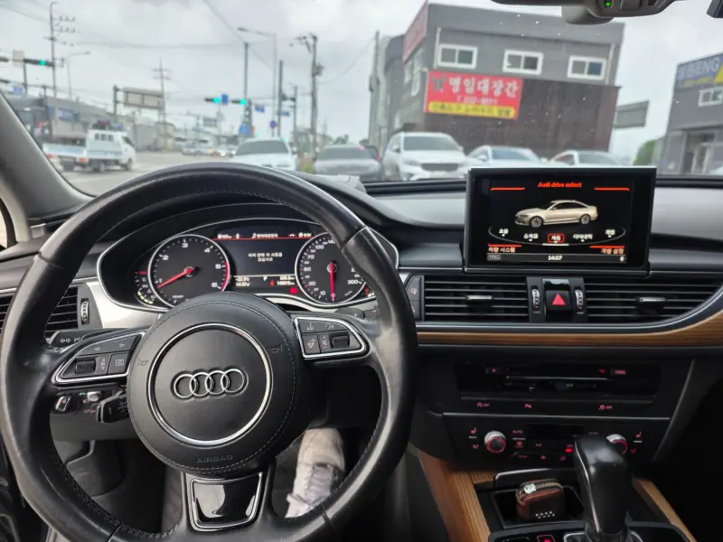 Audi A6