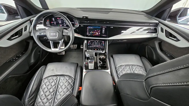 Audi Q8