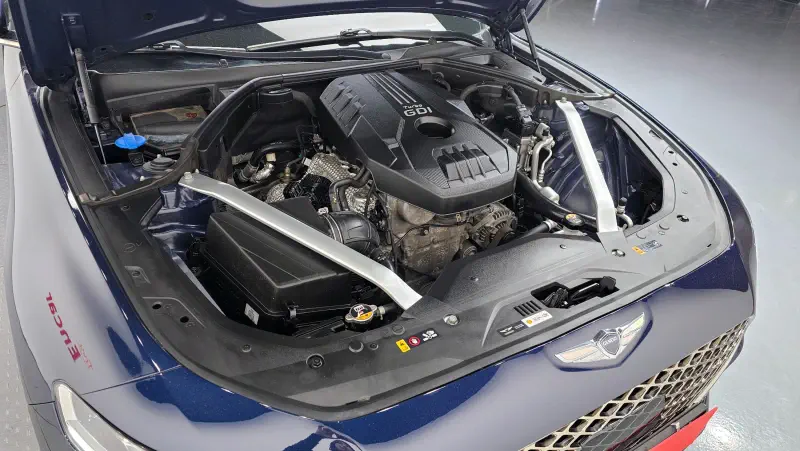 Genesis G70