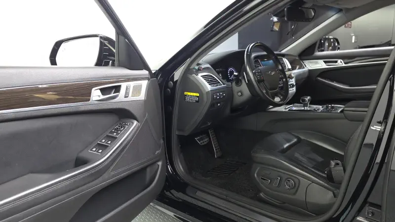Genesis G80