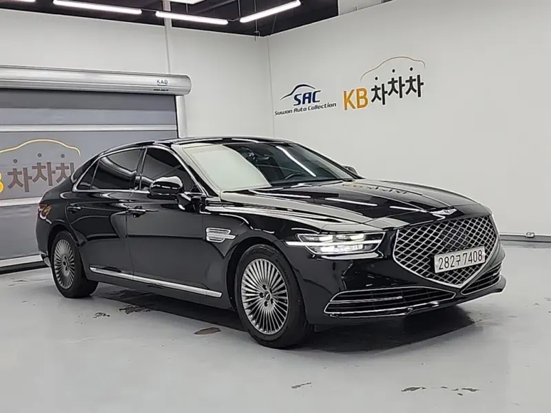Genesis G90