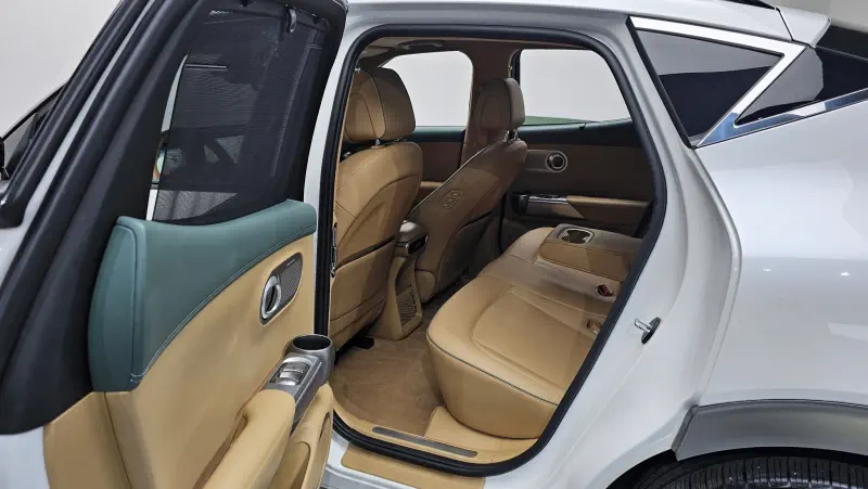 Genesis GV60